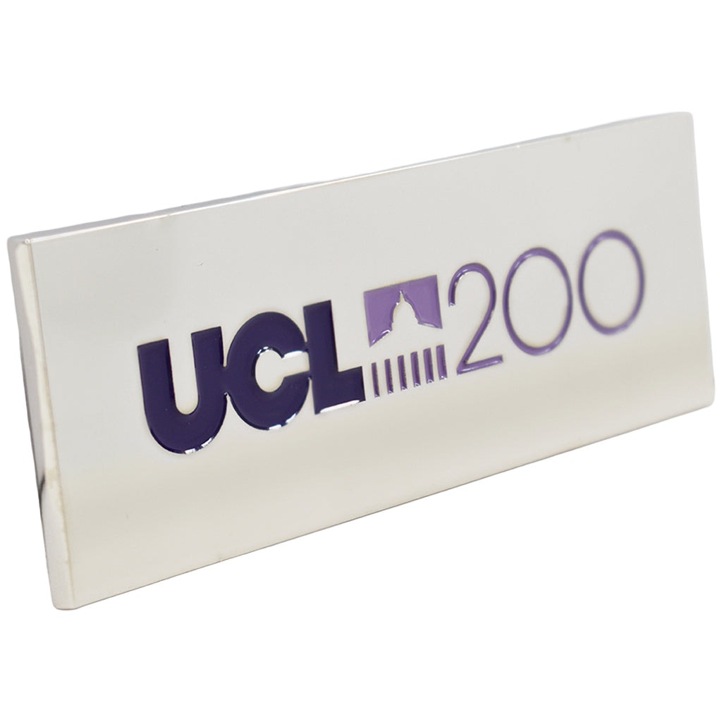 Rectangular fridge magnet with 'UCL 200' pillar logo
